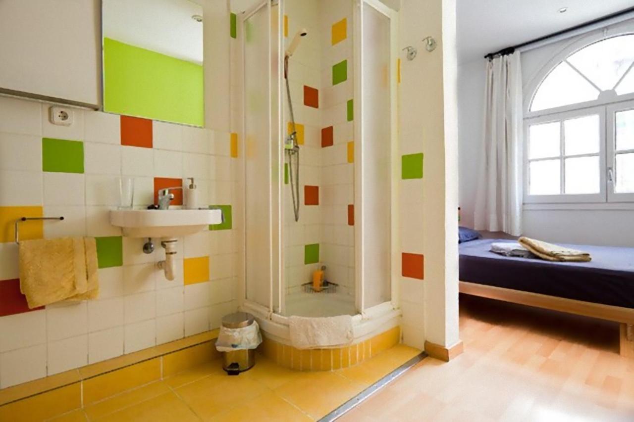 La Casa De Laura Nisia B&B Barcelona Ngoại thất bức ảnh